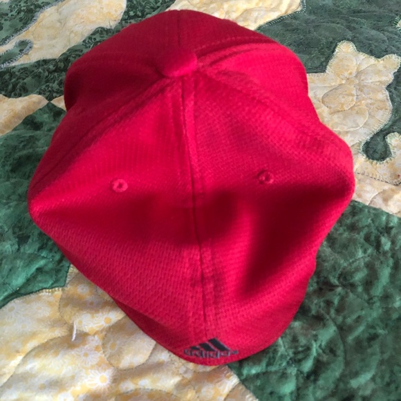 Adidas hat - Picture 3 of 3